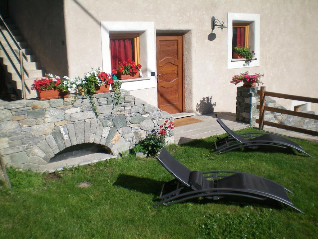 Au Coeur Hotel Verrayes Екстериор снимка